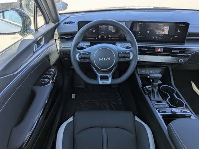 2026 Kia K5 - Photo 15