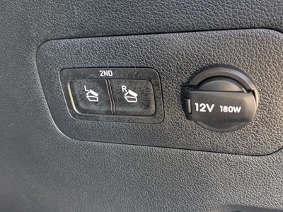 2022 Hyundai Santa Fe Hybrid - Photo 17