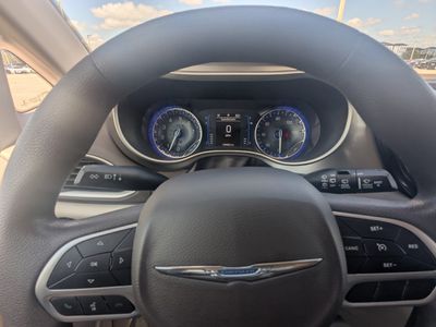 2018 Chrysler Pacifica - Photo 35