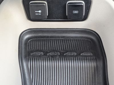 2018 Chrysler Pacifica - Photo 28
