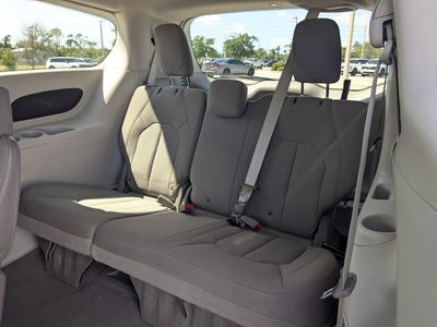 2018 Chrysler Pacifica - Photo 17