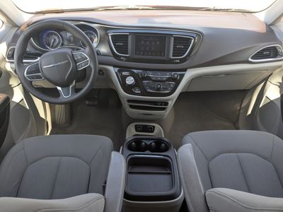 2018 Chrysler Pacifica - Photo 20