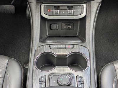 2023 GMC Acadia - Photo 21