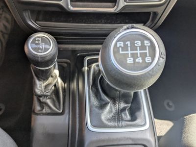 2019 Jeep Wrangler - Photo 25
