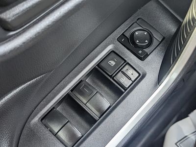 2020 Toyota RAV4 - Photo 29