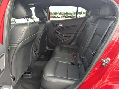 2019 Mercedes-Benz GLA - Photo 17