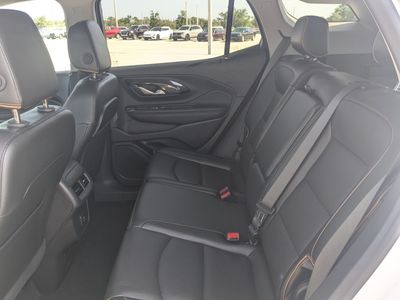 2024 GMC Terrain - Photo 17