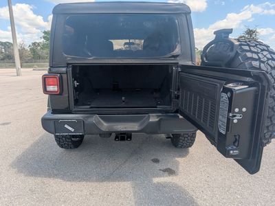 2022 Jeep Wrangler - Photo 18