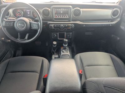 2022 Jeep Wrangler - Photo 20