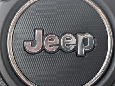 2021 Jeep Gladiator - Photo 39