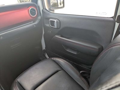 2021 Jeep Gladiator - Photo 24