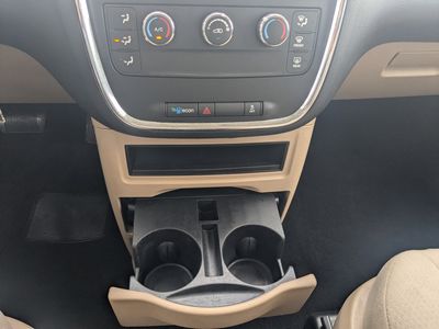 2014 Dodge Grand Caravan - Photo 26