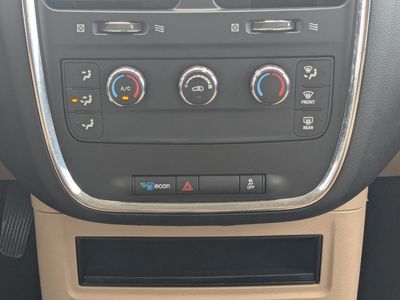 2014 Dodge Grand Caravan - Photo 22