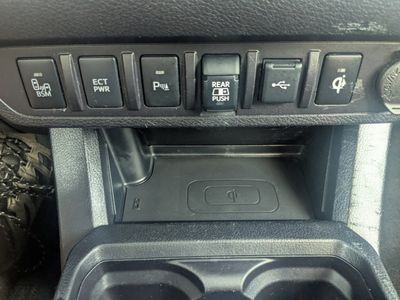 2021 Toyota Tacoma 4WD - Photo 25