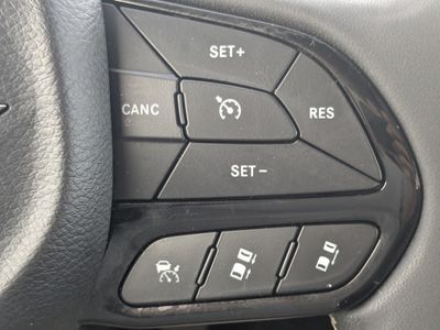 2024 Chrysler Pacifica - Photo 31
