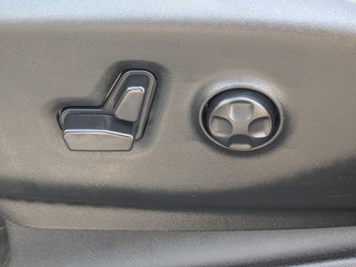 2024 Chrysler Pacifica - Photo 24