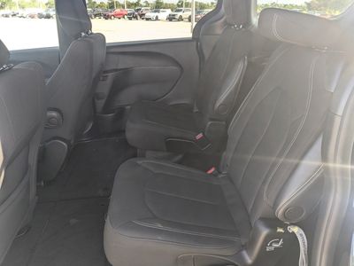 2024 Chrysler Pacifica - Photo 18