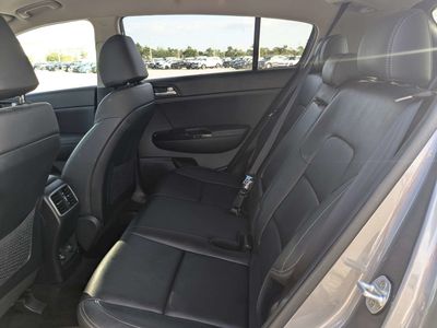 2018 Kia Sportage - Photo 17