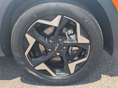 2024 Kia Seltos - Photo 11