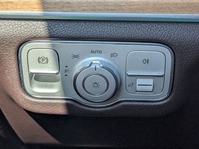 2022 Mercedes-Benz GLS - Photo 32