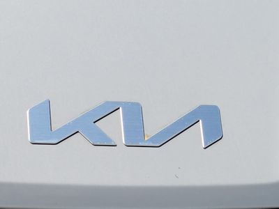 2026 Kia K5 - Photo 16