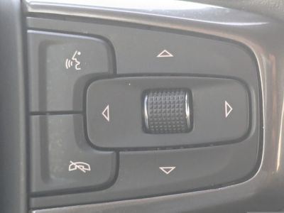 2023 Chevrolet Suburban - Photo 37