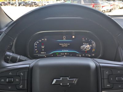 2023 Chevrolet Suburban - Photo 38