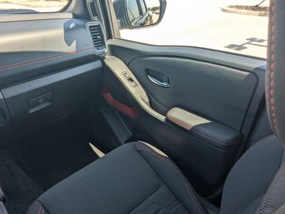 2024 Nissan Frontier - Photo 21