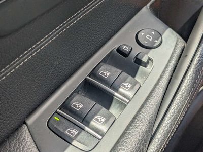 2018 BMW 5 Series - Photo 30