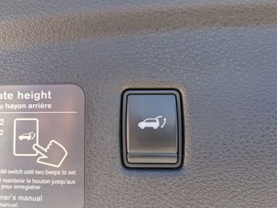 2021 INFINITI QX50 - Photo 16