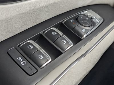 2025 Kia Sorento - Photo 30