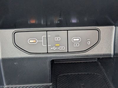 2025 Kia Sorento - Photo 27