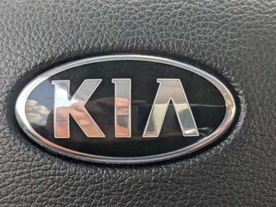 2018 Kia Forte - Photo 32
