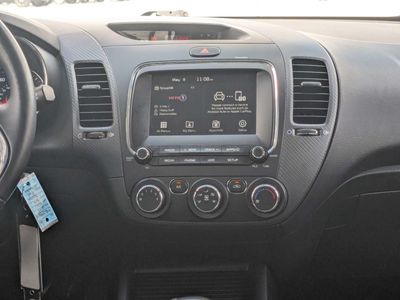2018 Kia Forte - Photo 20