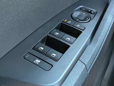 2026 Kia Sportage Hybrid — photo 25 view