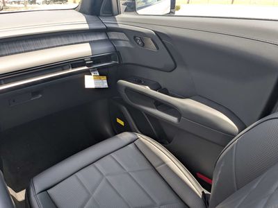 2027 Kia Telluride Hybrid - Photo 24