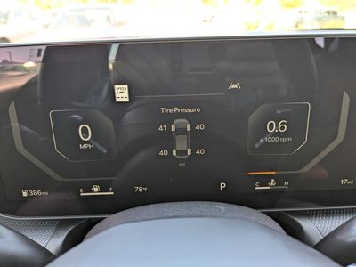2025 Kia K4 - Photo 33