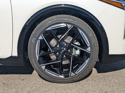 2025 Kia K4 - Photo 13