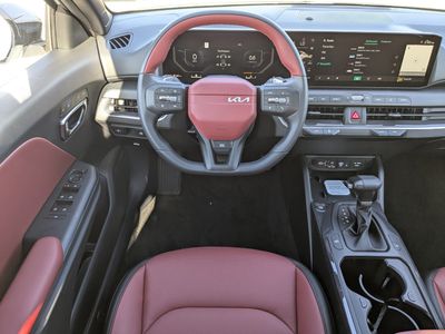 2025 Kia K4 - Photo 18