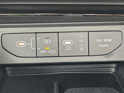 2026 Kia K5 — photo 25 view