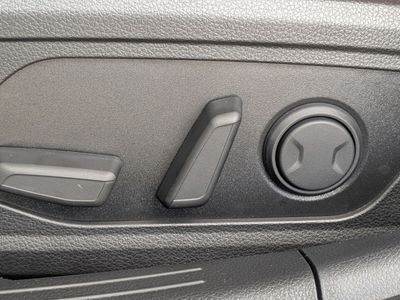 2026 Kia K5 — photo 22 view
