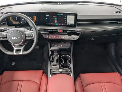 2026 Kia K5 — photo 17 view
