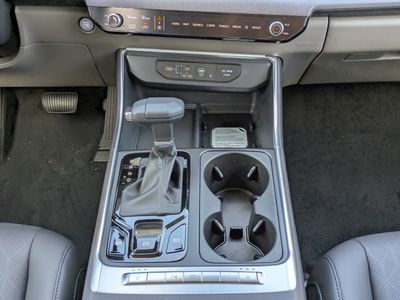 2026 Kia Carnival — photo 25 view