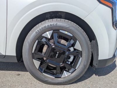 2026 Kia Carnival — photo 11 view