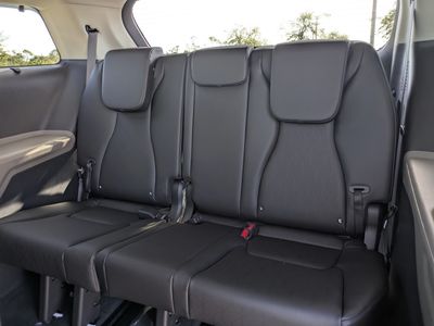 2026 Kia Carnival — photo 16 view