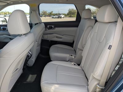 2026 Kia Sorento Hybrid - Photo 18