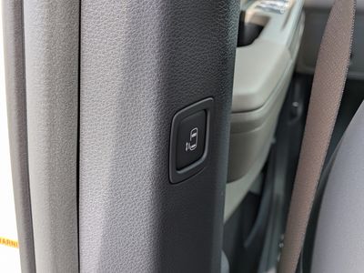 2026 Kia Carnival — photo 18 view