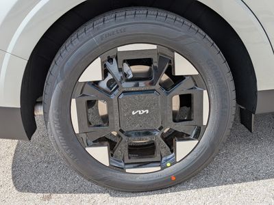 2026 Kia Carnival — photo 11 view