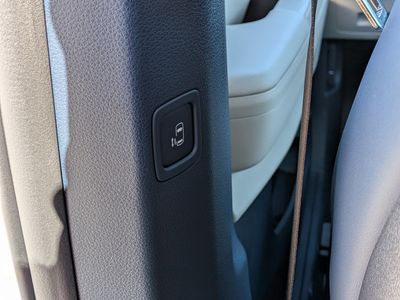 2026 Kia Carnival - Photo 21