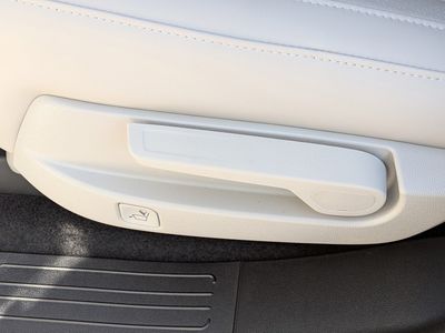 2026 Kia Sorento Hybrid - Photo 18
